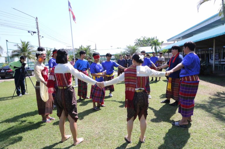 โครงการศิลปวัฒนธรรมฯ ปีการศึกษา 2563